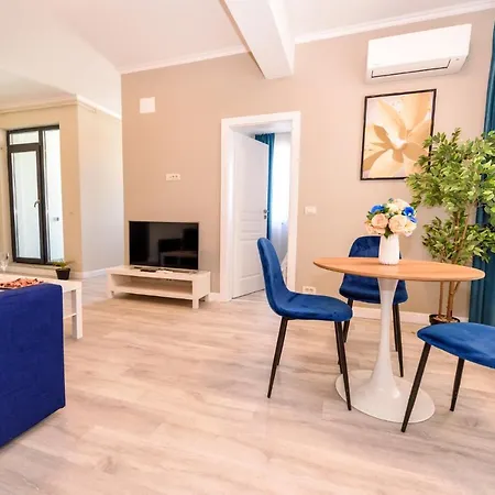 Διαμέρισμα Aquarium 4 *